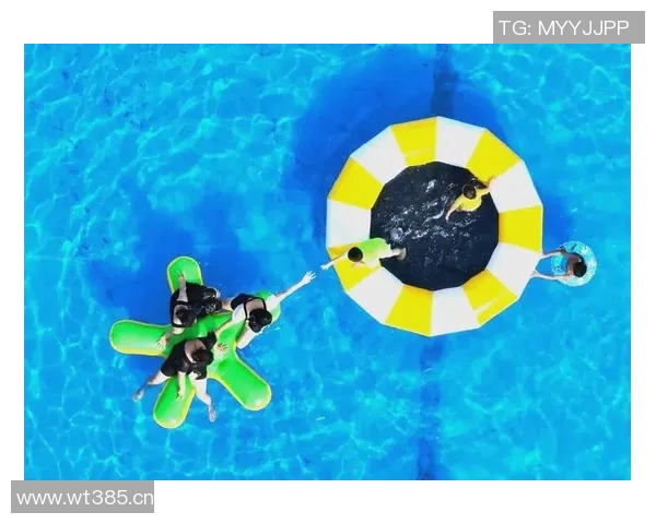 畅玩水上乐园体验无限乐趣，让清凉夏日与欢笑同行
